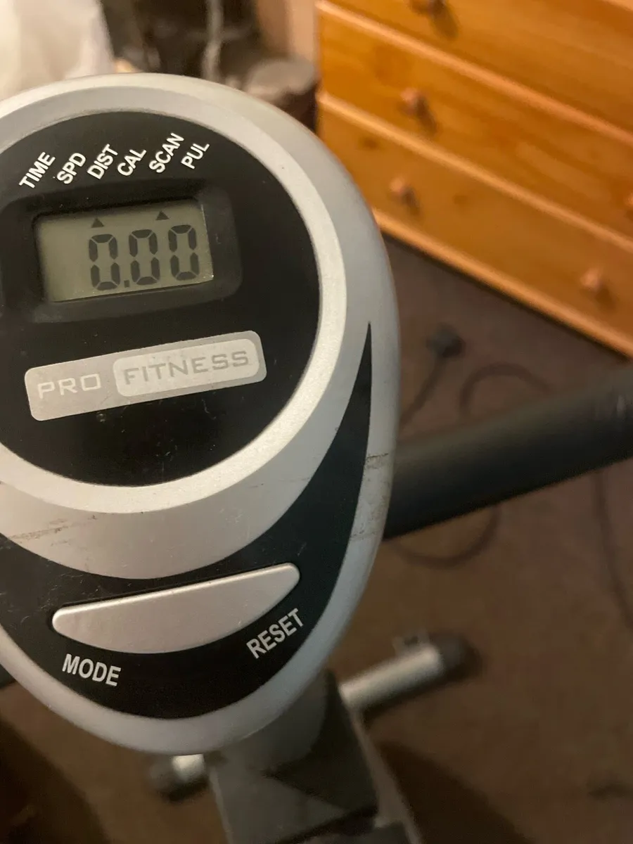 Exercise bike - Image 4