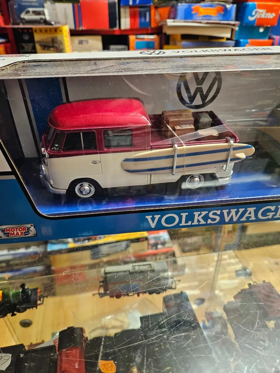 Corgi Motormax VW Van and Trailer - Image 2