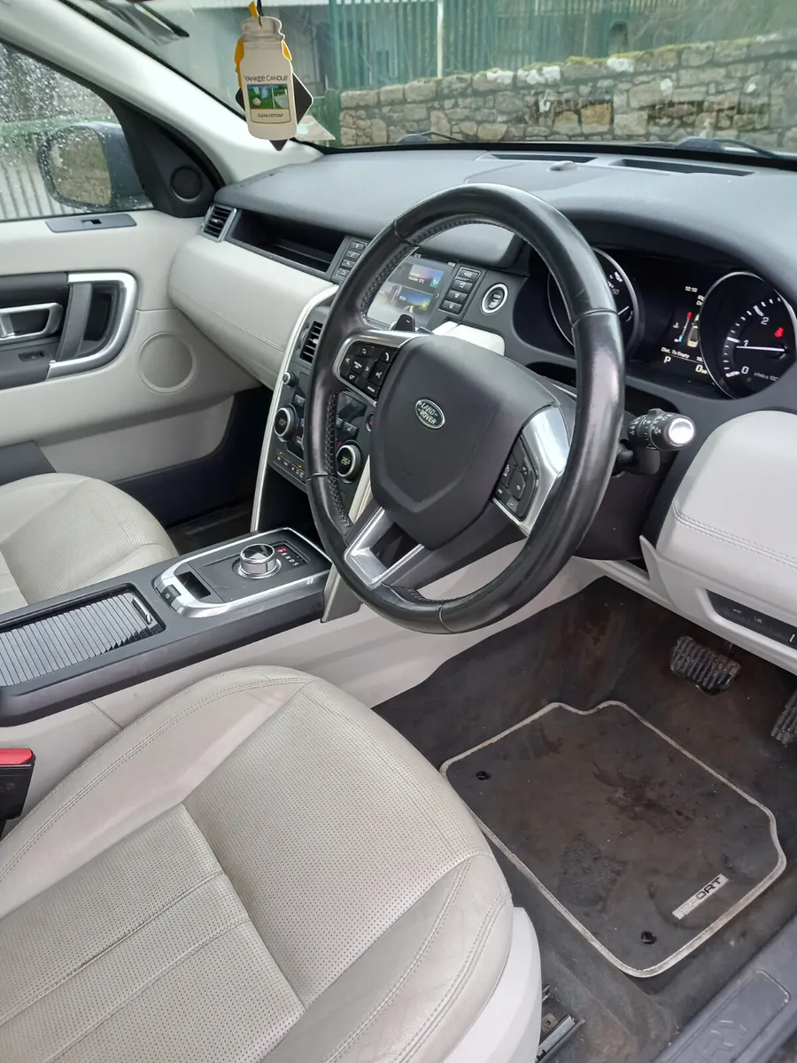 2016 Land Rover Discovery Sport 2L Diesel - Image 4