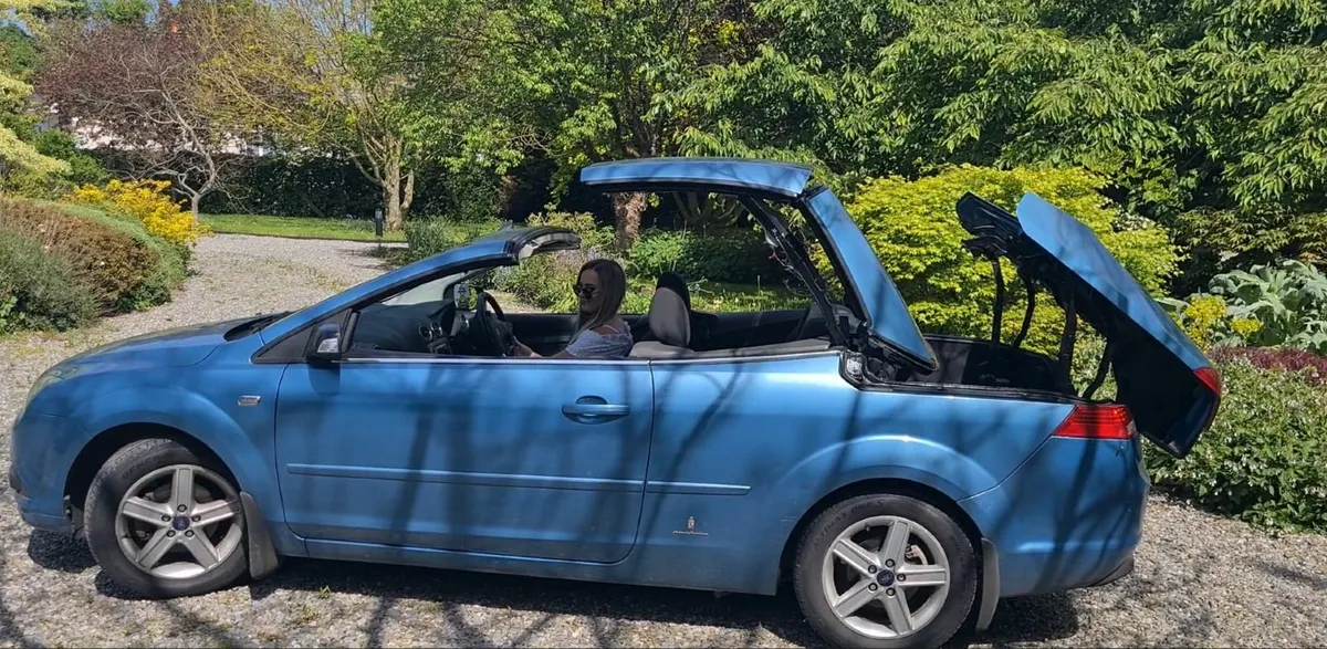 Ford Focus Convertible 2008 - Image 3