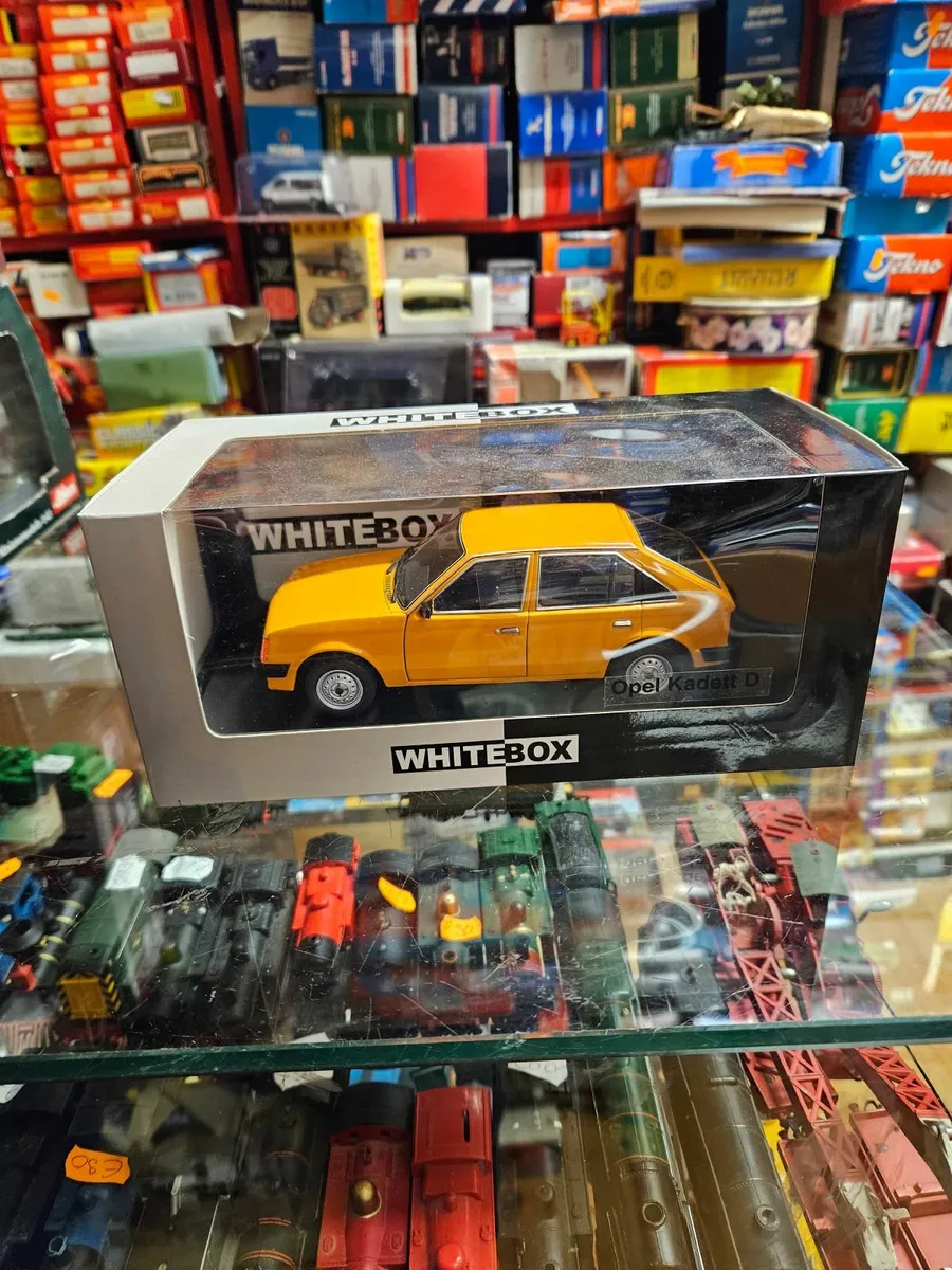 Corgi Whitebox Opel Kadett 1.24 - Image 1