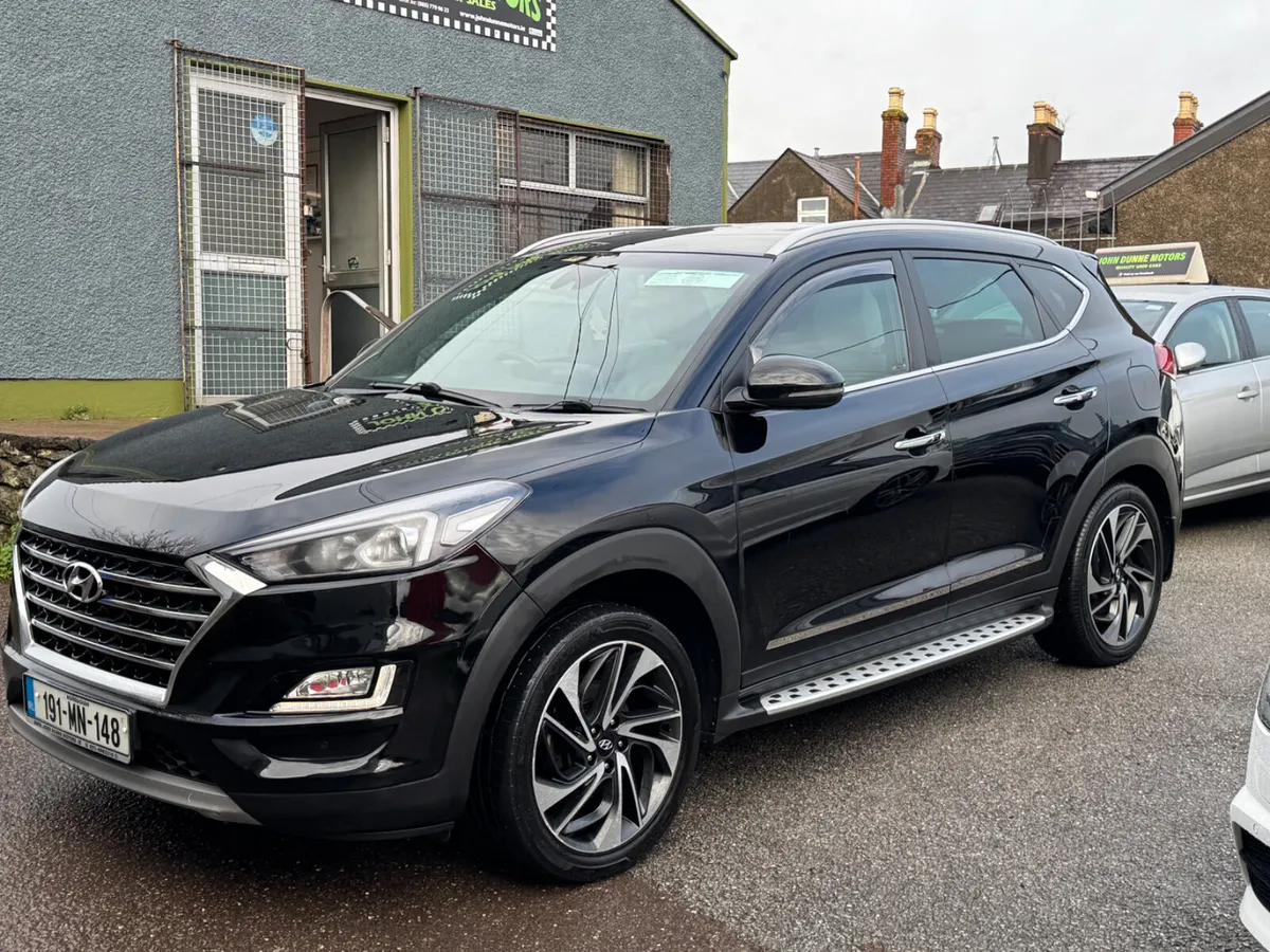 Hyundai Tucson 1 owner executive Plus - Image 1