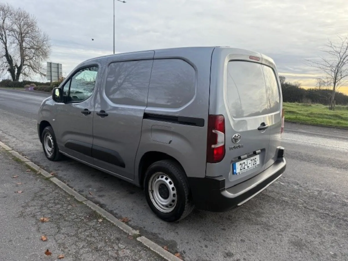 Toyota Proace 2021 - Image 4