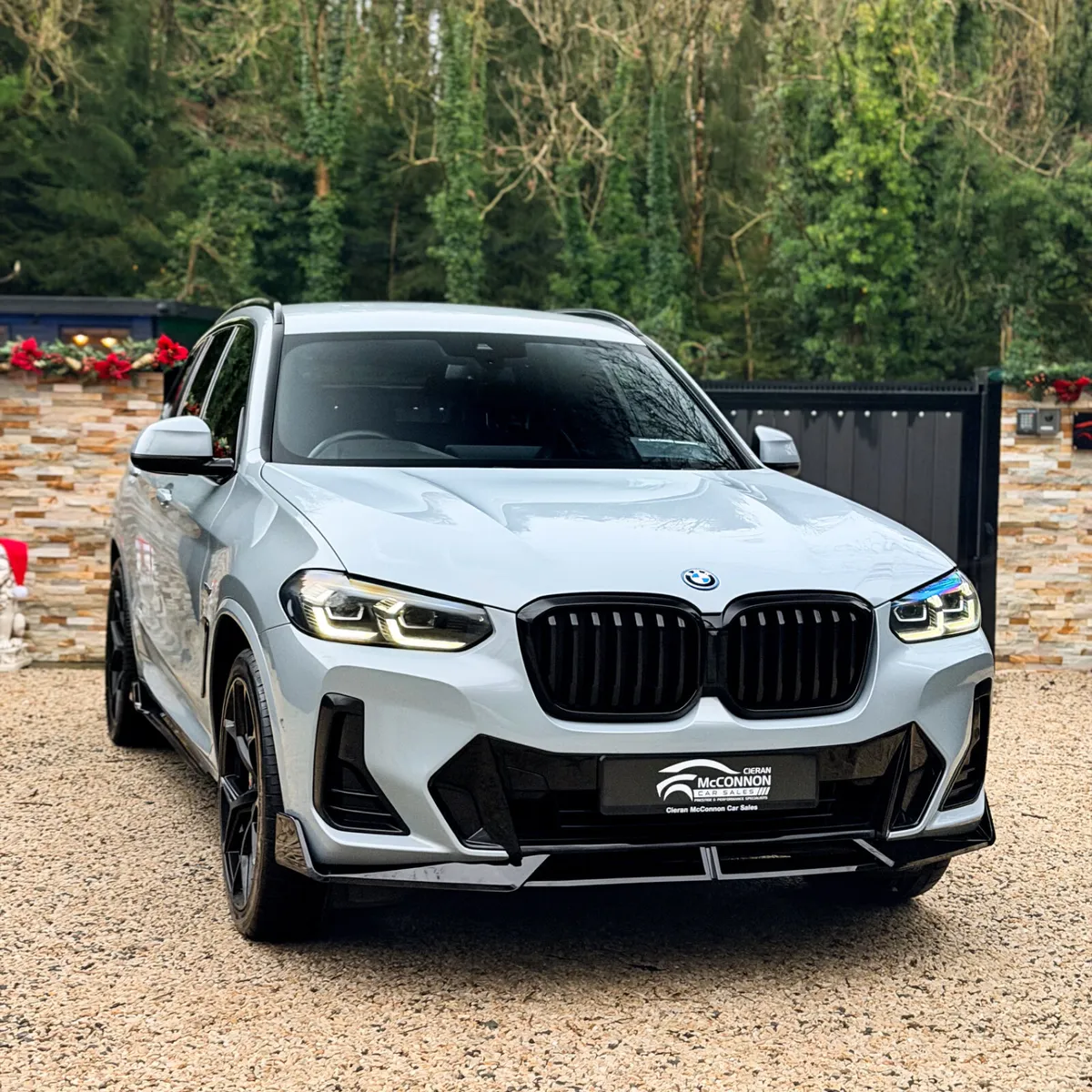 2021 (212)  BMW X3 30E MSPORT X-DRIVE 290BHP - Image 3
