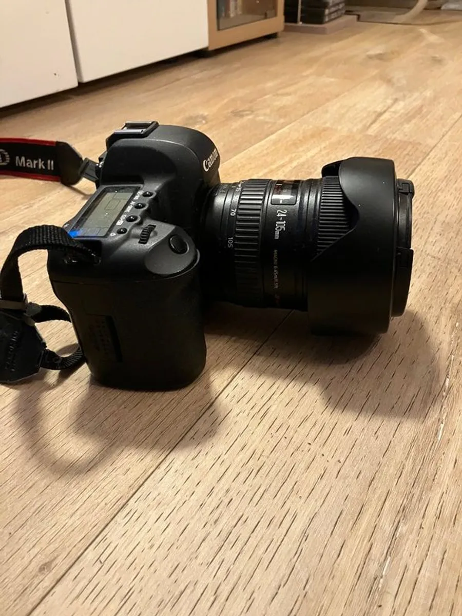 canon camera and lens as new - Image 4