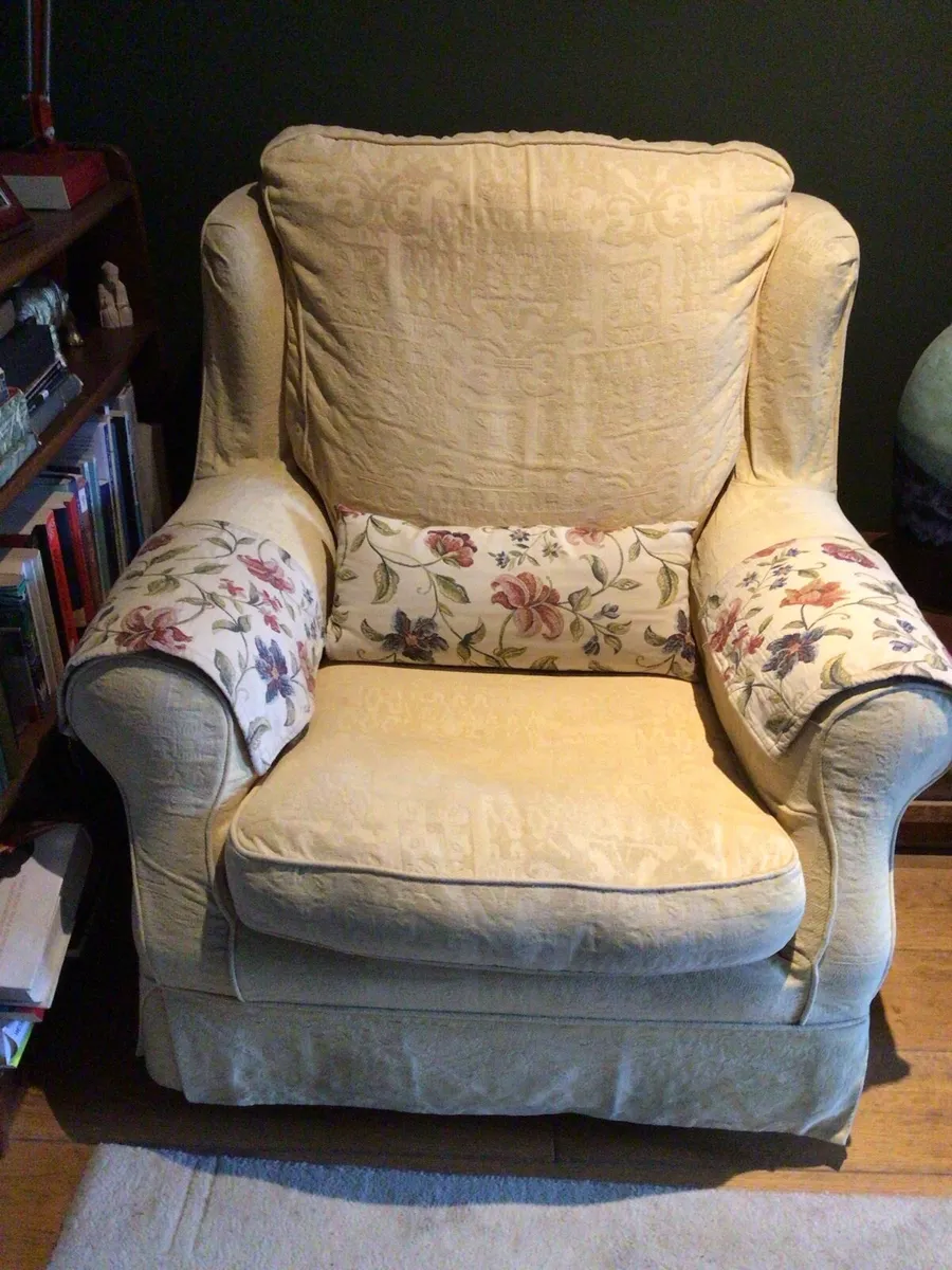 Armchair - Image 1