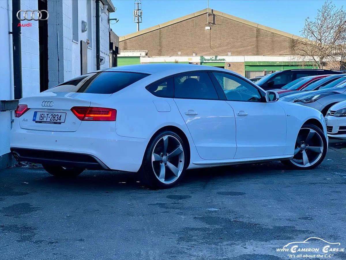 AUDI A5 SLINE BLACK EDITION 6MT - Image 4