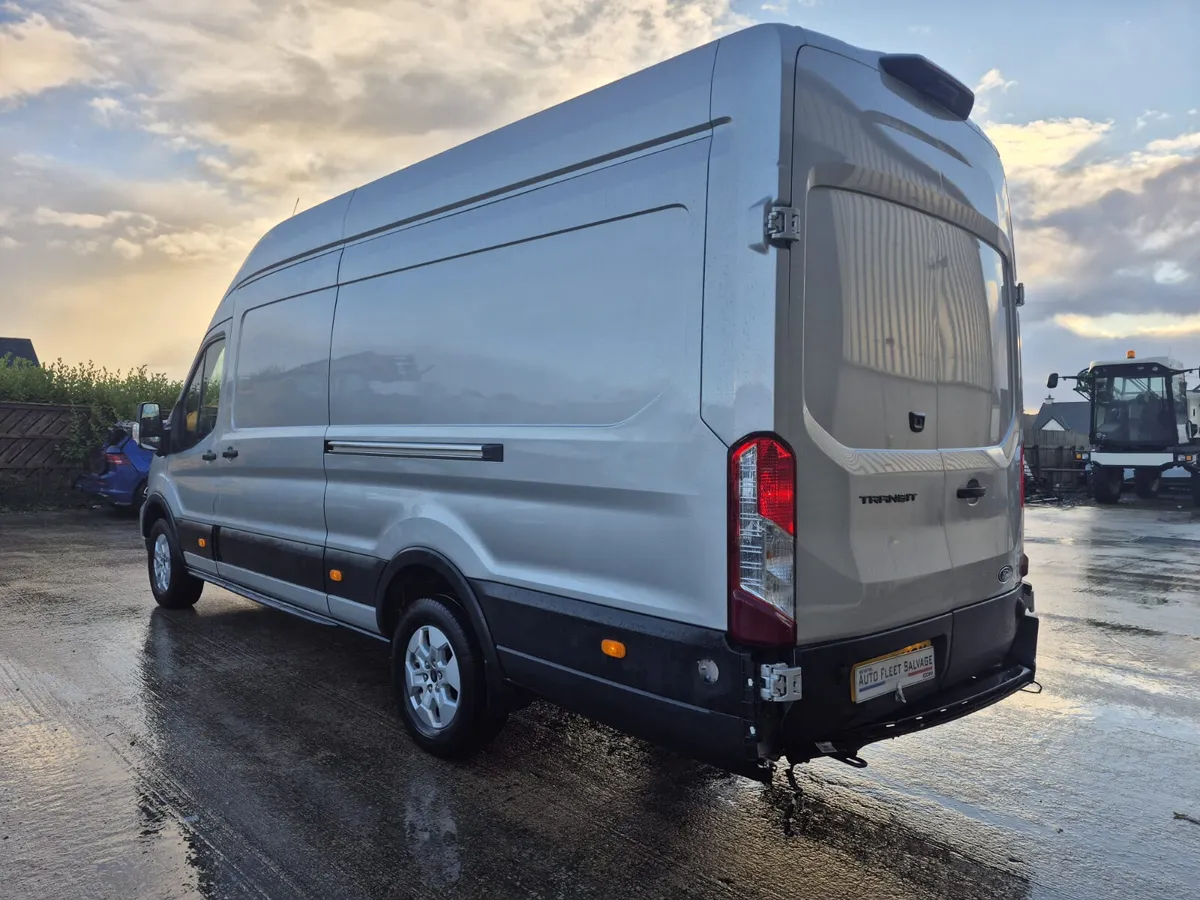 2025 TRANSIT JUMBO LIMITED 2.0 TDCI 165 BHP - Image 4
