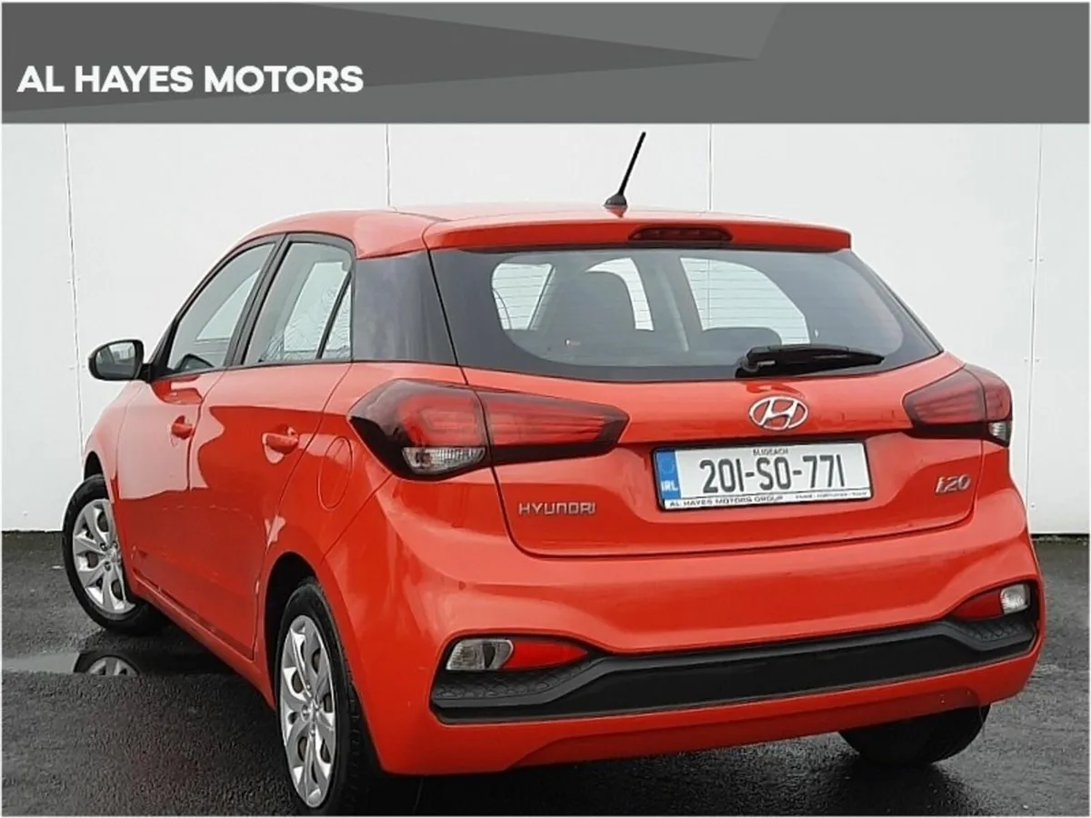 Hyundai i20 **1 OWNER**1.2 PETROL CLASSIC - Image 3