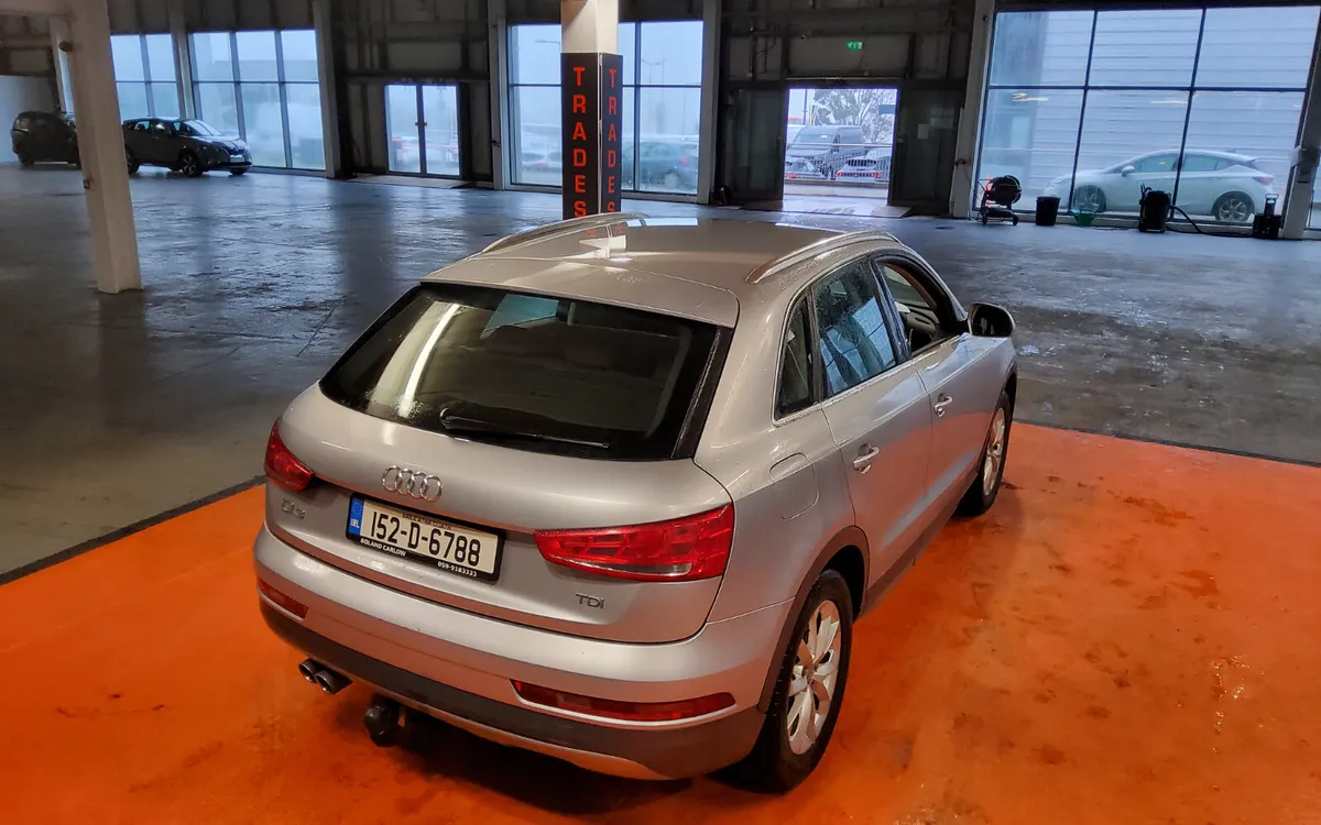 Audi Q3 2015 - Image 4
