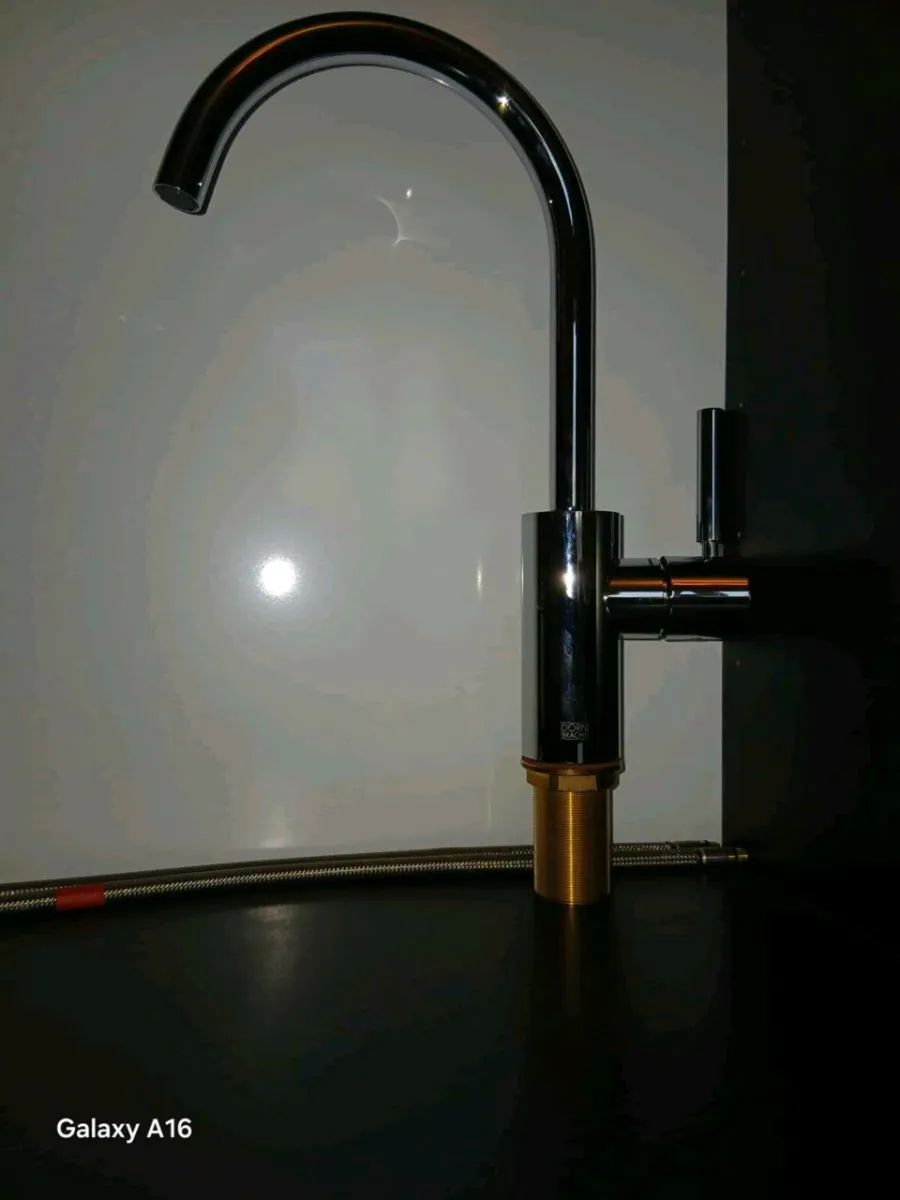 Bathroom stuff - Image 2