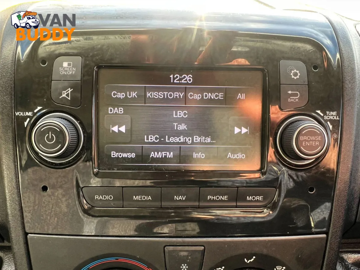 Peugeot Boxer 2.0 BlueHDi 335 Chassis Luton Van - Image 4