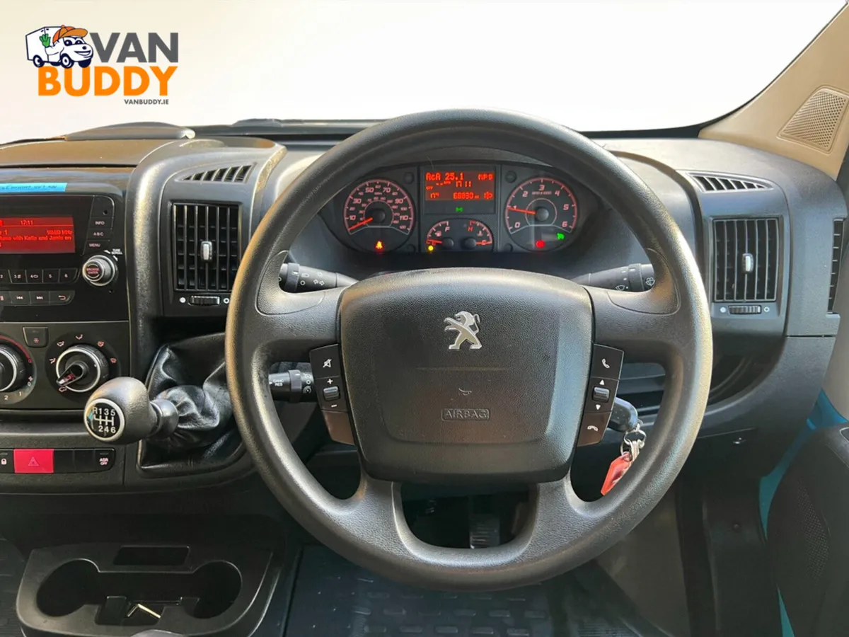 Peugeot Boxer 2.2 BlueHDi 335 S Platform Luton Van - Image 4