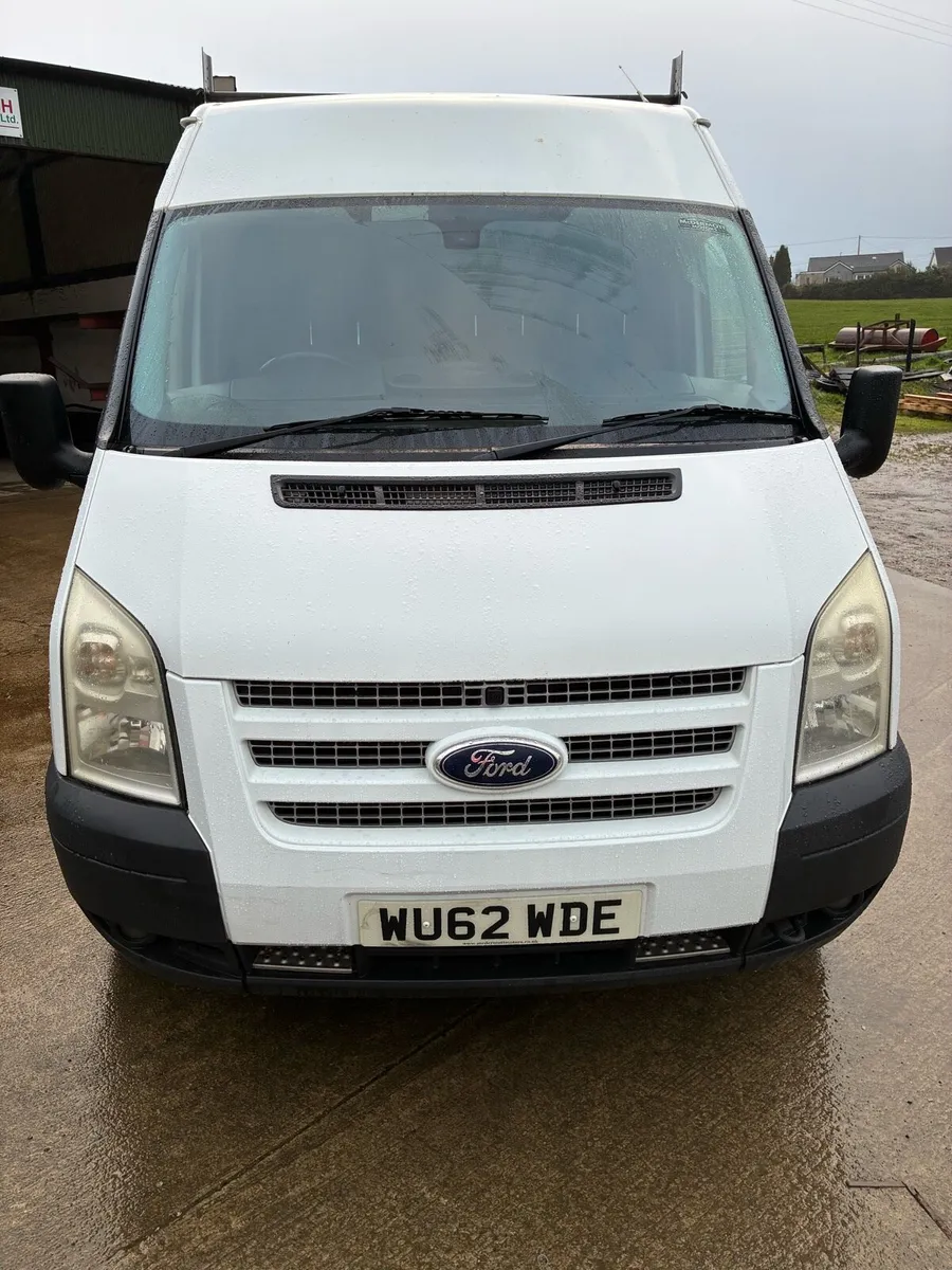 Transit van - Image 1