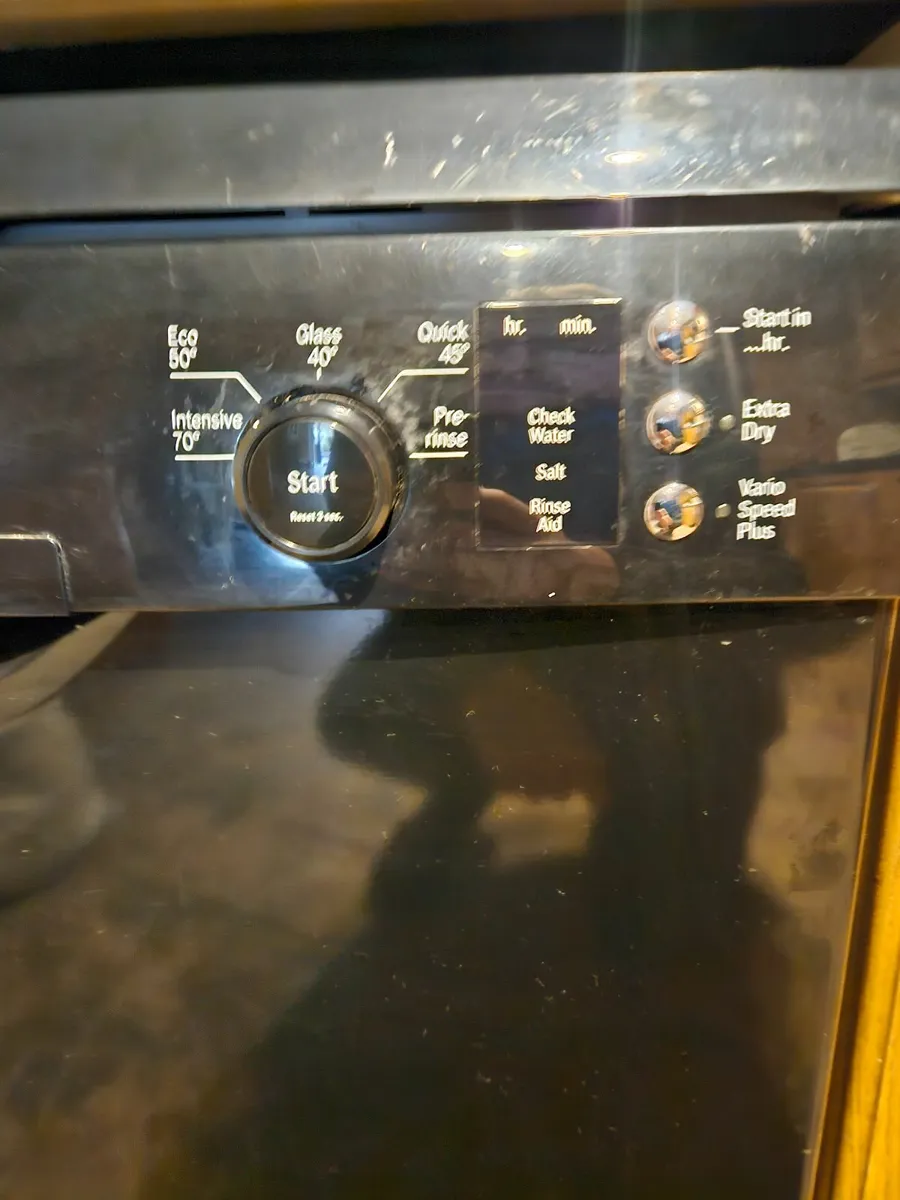 Dishwasher - Image 2