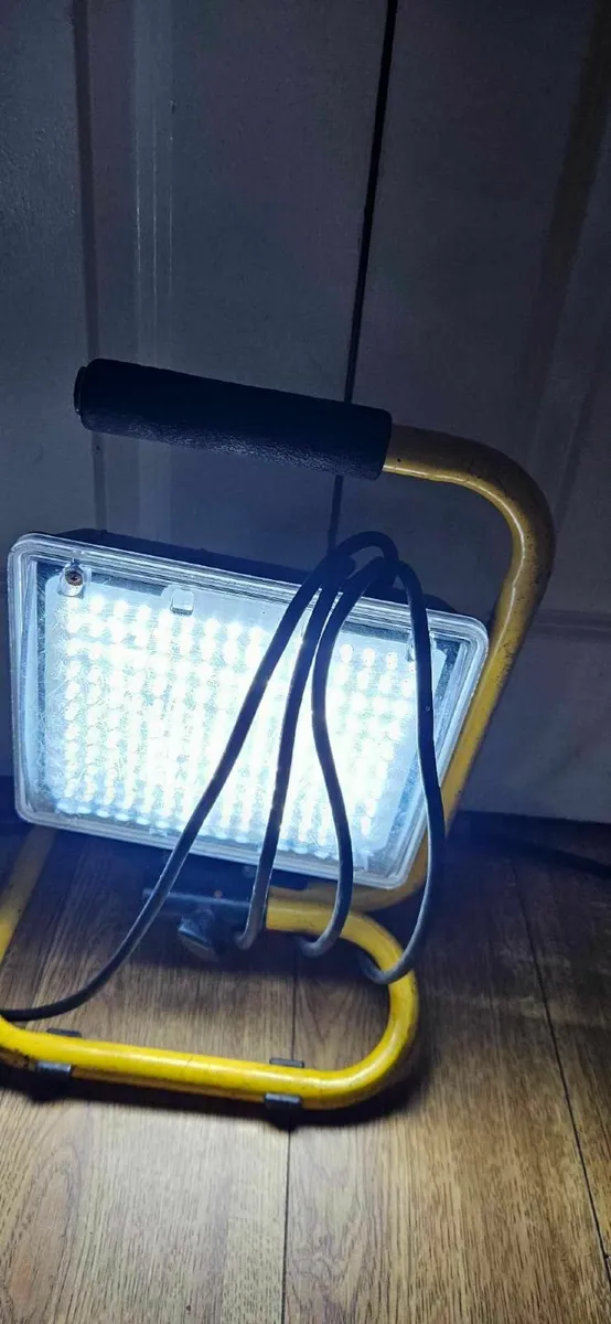 Led floodlight - Image 2