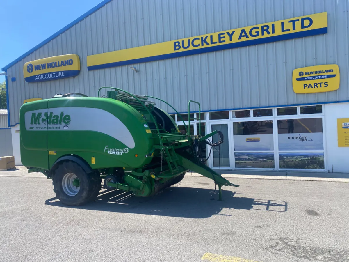 Used Mchale balers Due in - Image 2