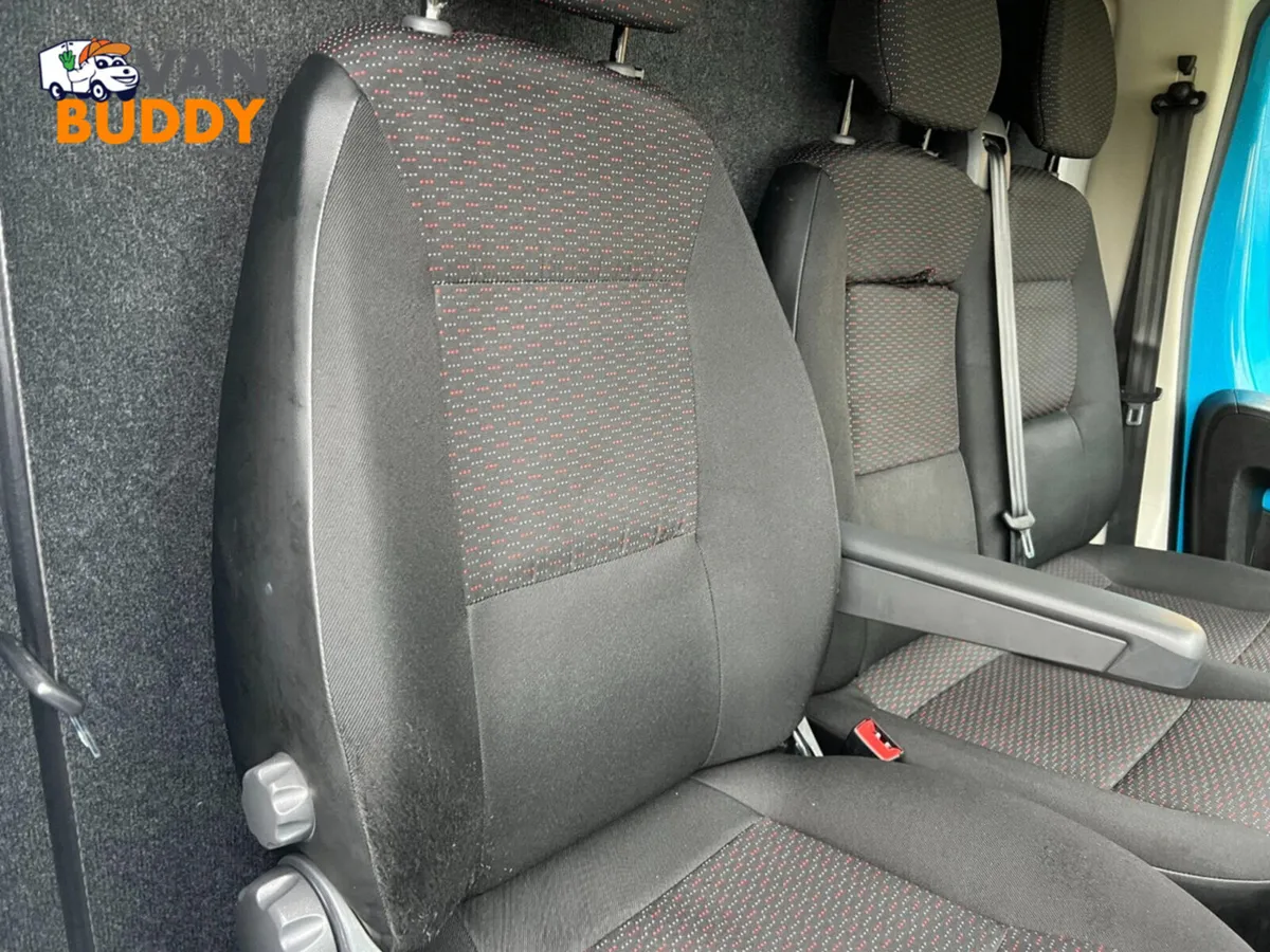 Peugeot Boxer 2.2 BlueHDi 335 Platform Luton Van - Image 4