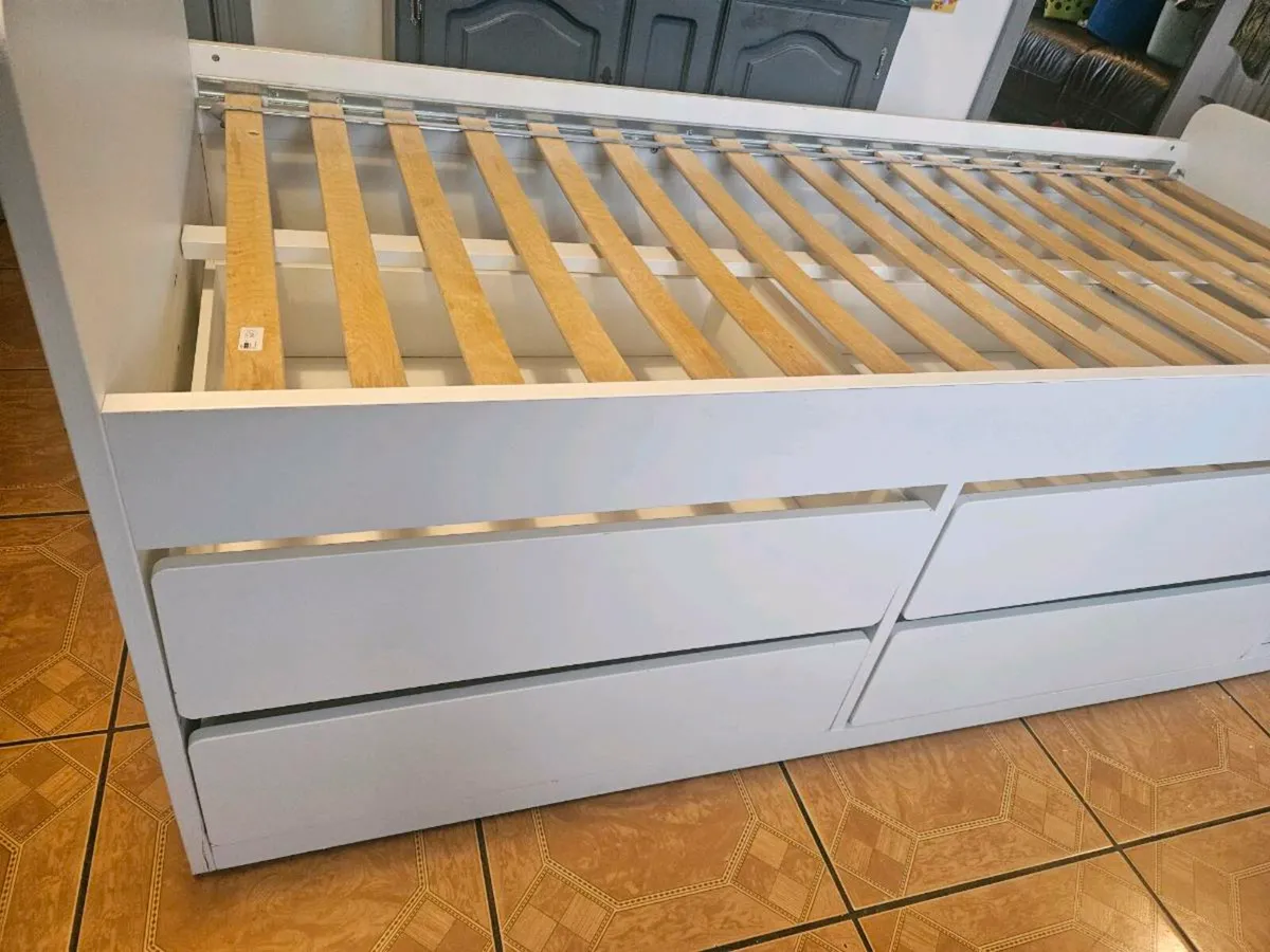 Slakt Ikea Bed Frame w storage + slatted bedbase - Image 3