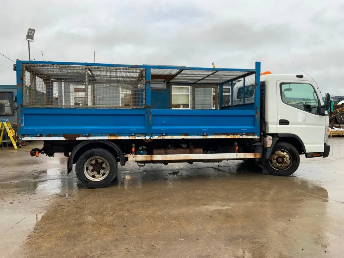 MITSUBISHI CANTER  BIN COLLECTORPARTS. - Image 3