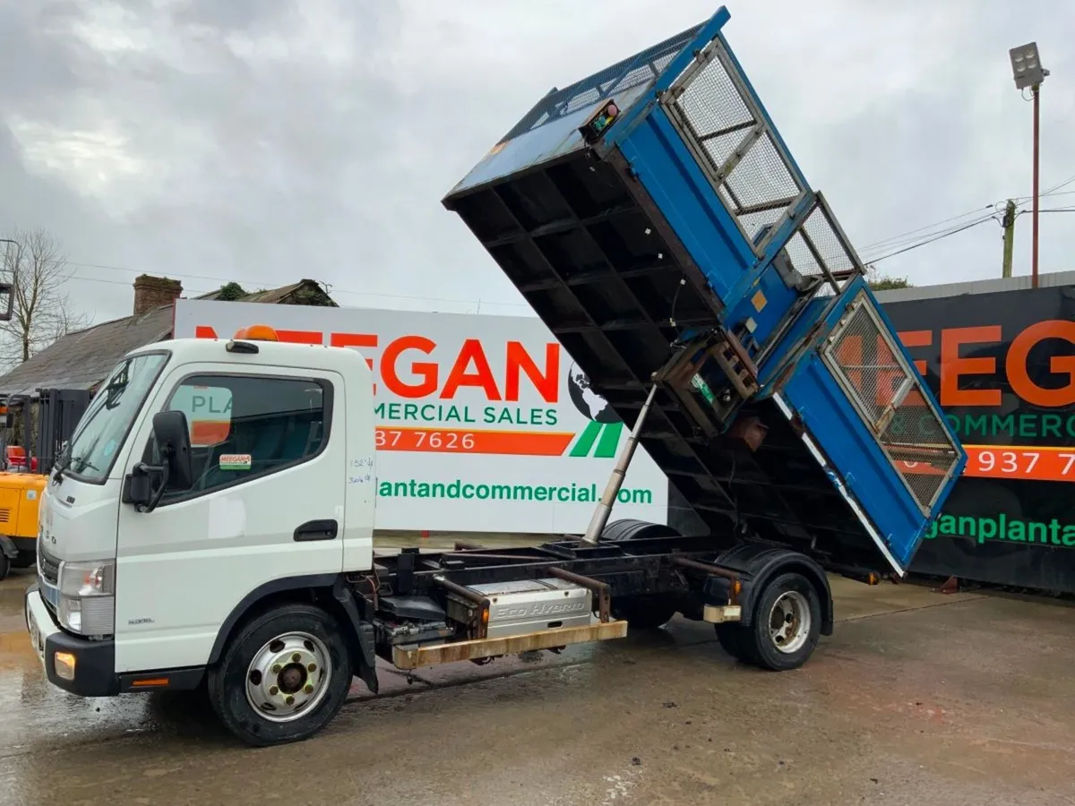 MITSUBISHI CANTER BIN COLLECTOR.........PARTS. - Image 1