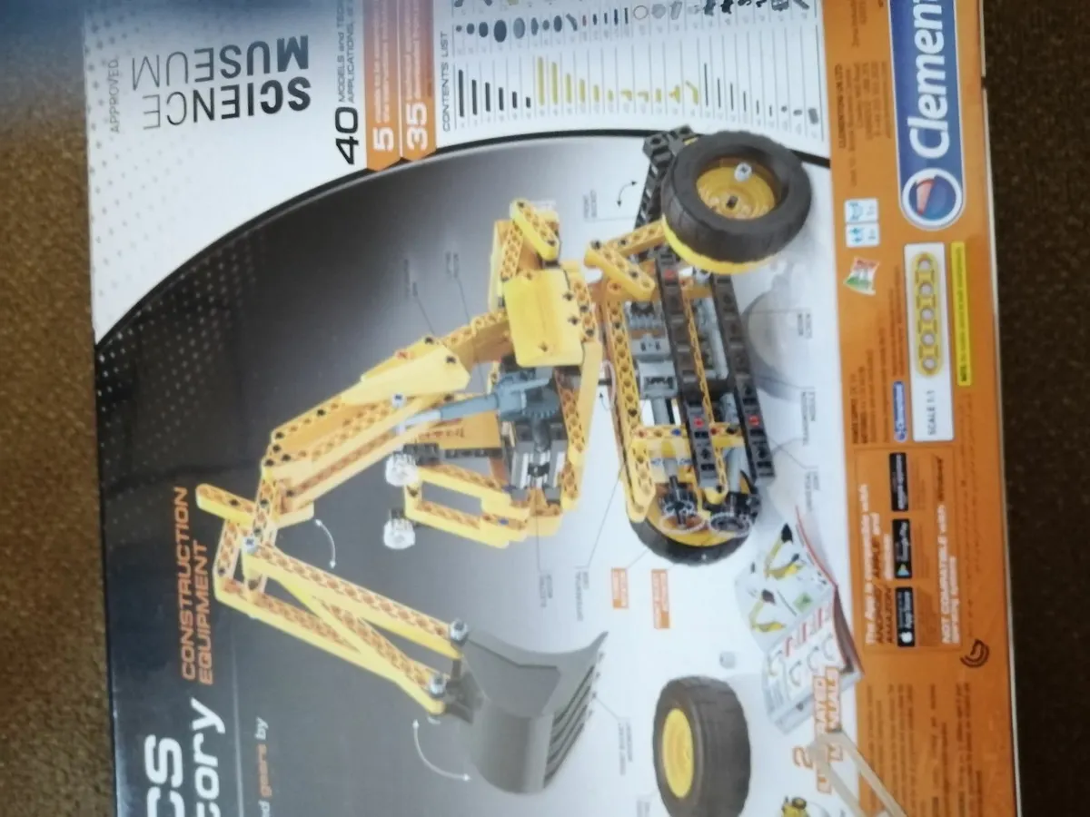 Mechanics laboratory construction toy - Image 1