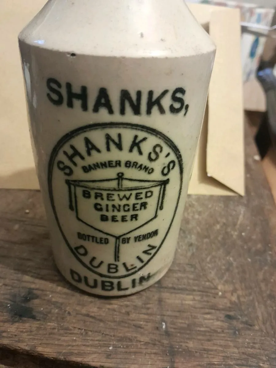 Old Dublin ginger beer bottle - Image 3