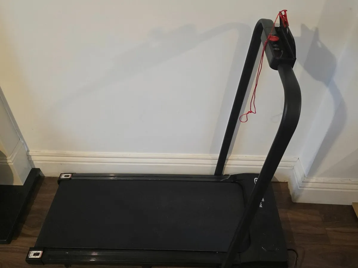 Treadmill / Walking Pad - Image 1
