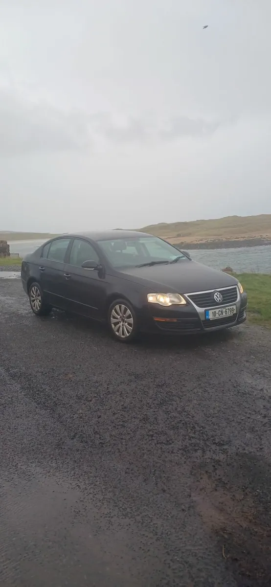 Volkswagen Passat 2010 - Image 3