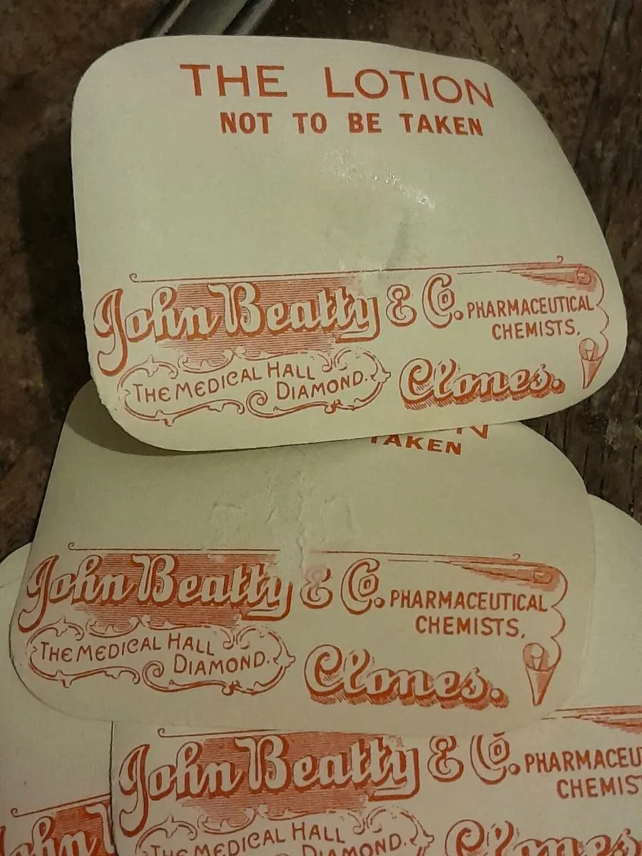 Old Irish chemist label - Image 2
