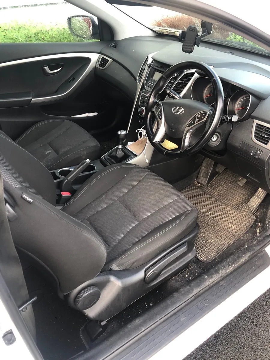 Hyundai I30 van - Image 4