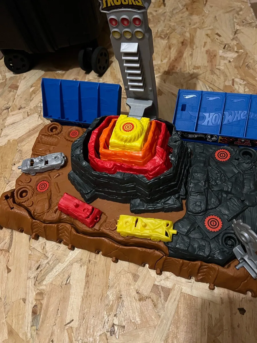 Hot wheels monster truck - Image 3