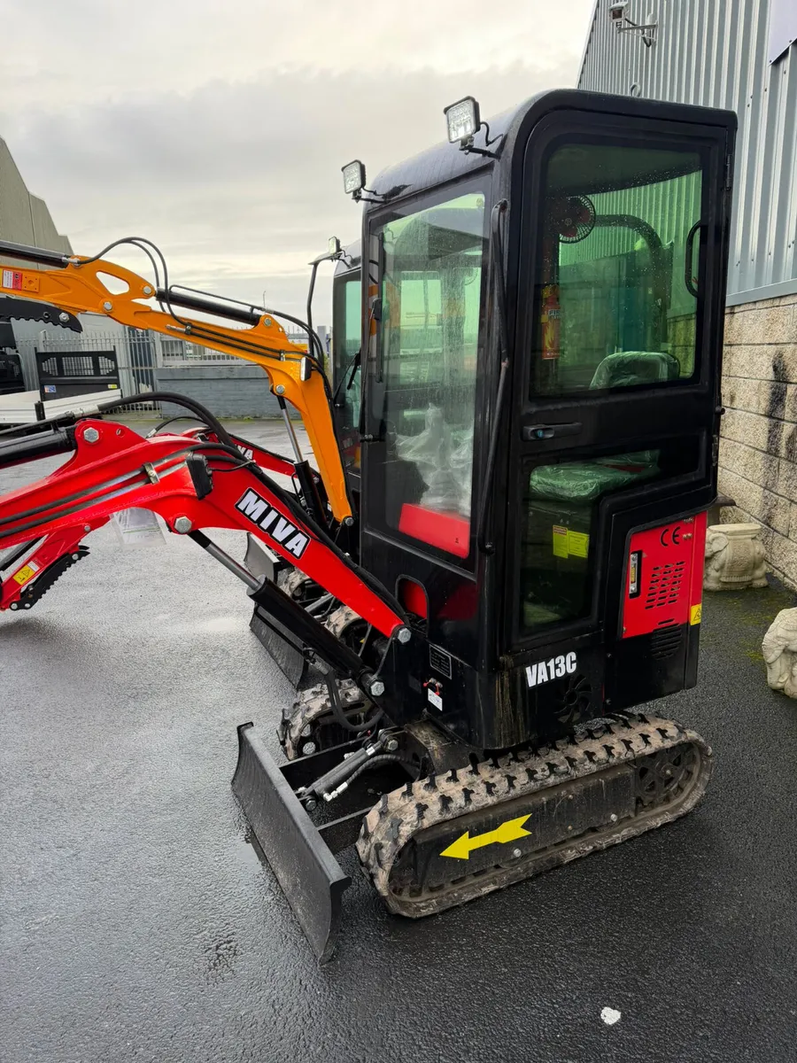 For Sale: Miva Mini Diggers - Image 4