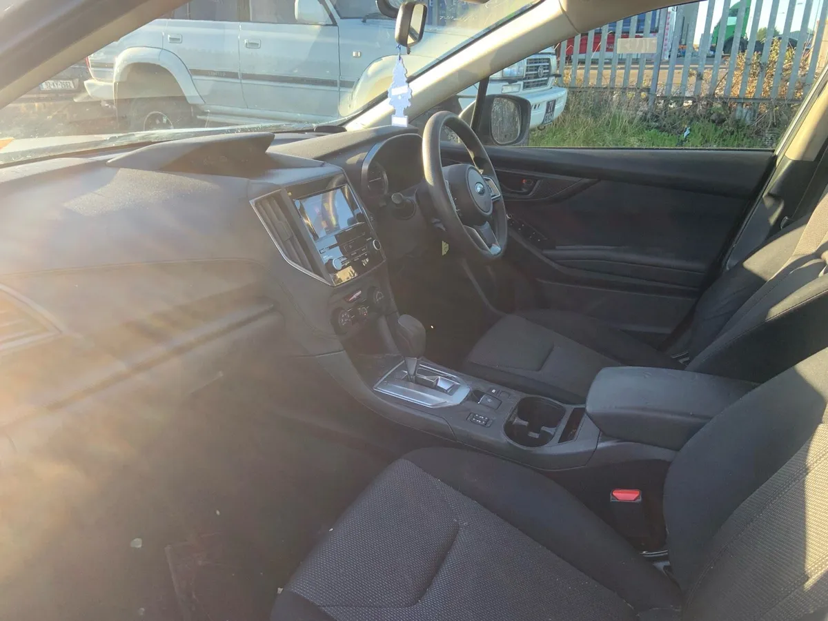 Subaru Impreza automatic - Image 4