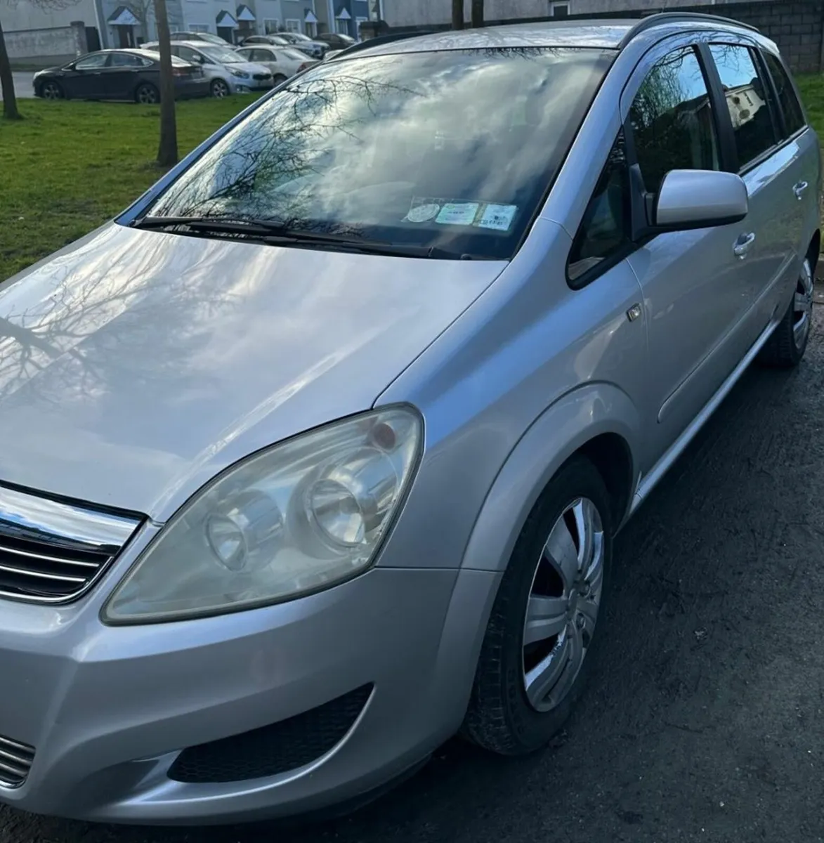 Vauxhall Zafira 2010 - Image 2