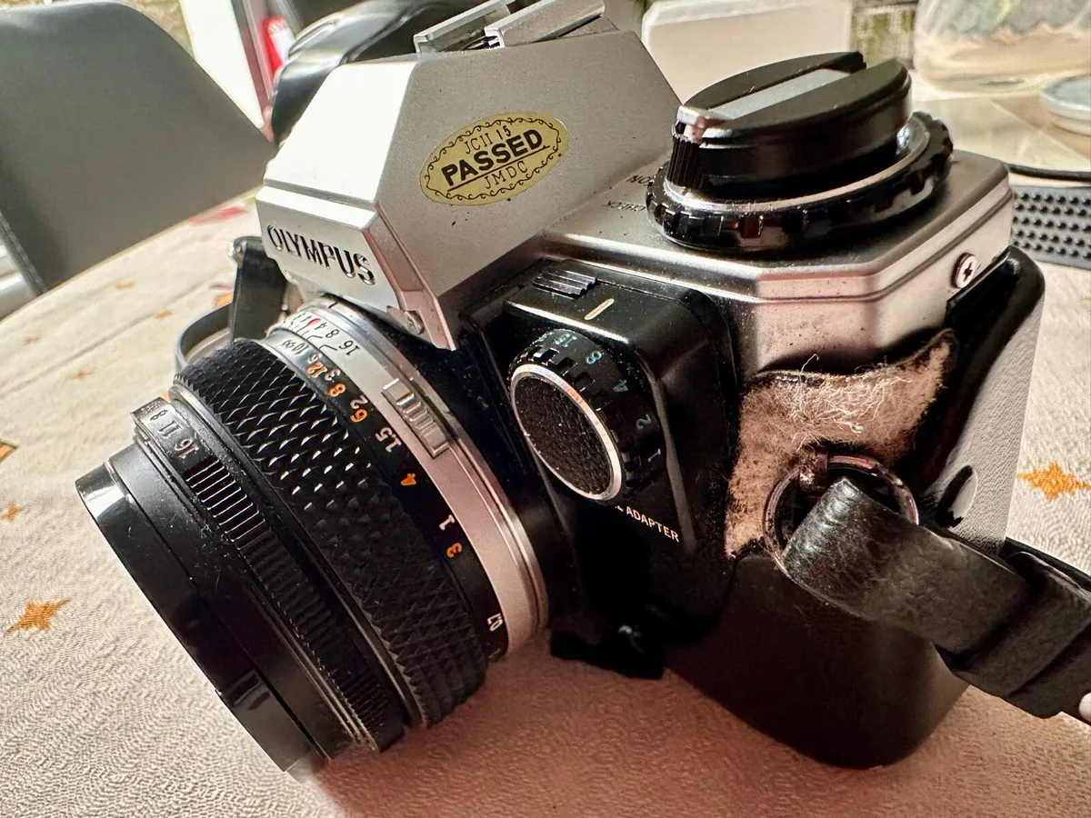 Olympus OM 10 camera - Image 4