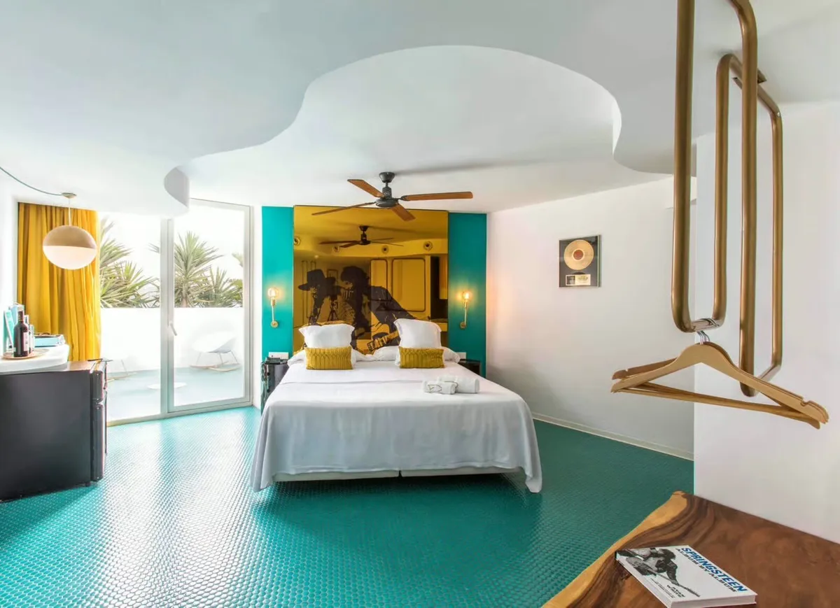 Holiday to Ibiza - Image 2