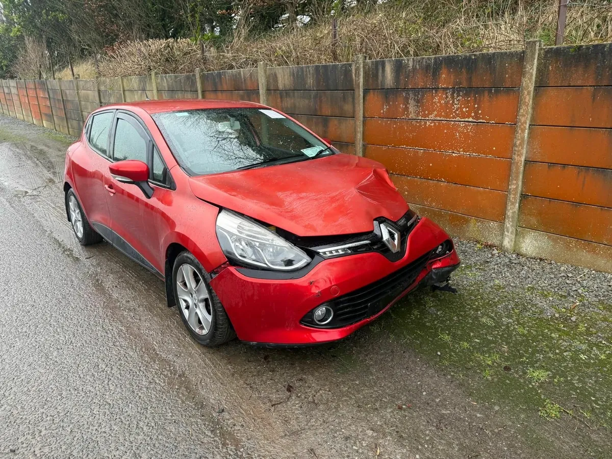 2013 Renault Clio 1.2 Petrol - Image 2