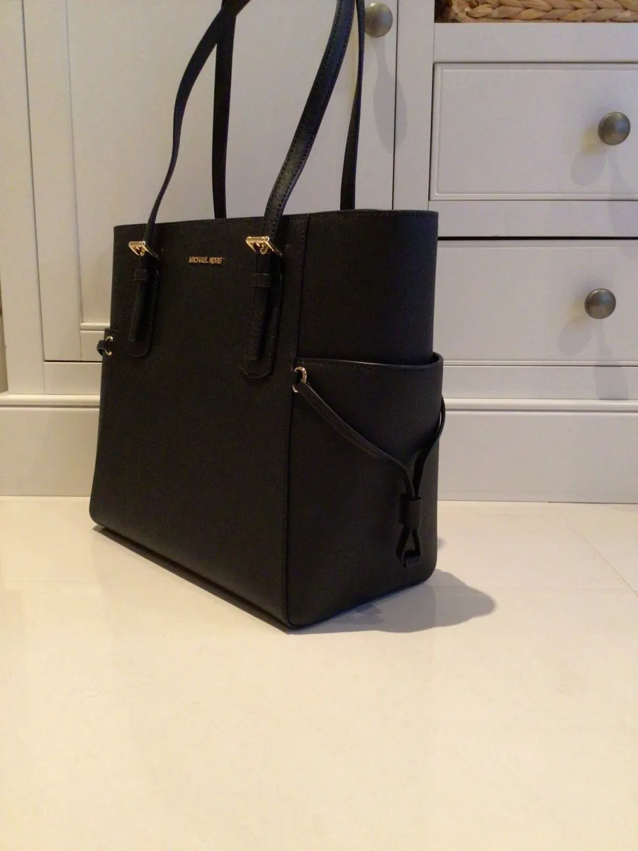 Michael Kors Handbag - New with tags - Image 2