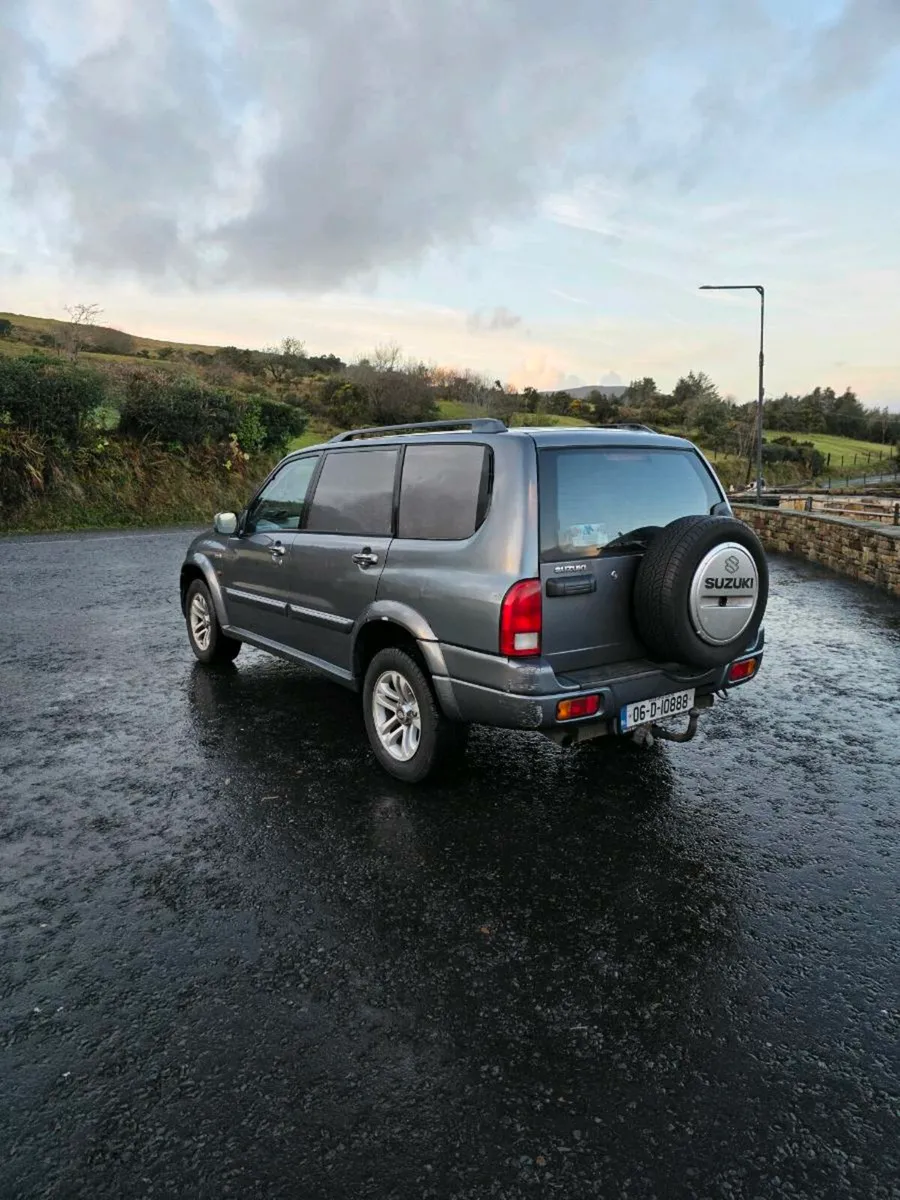 Suzuki Vitara XL7 - Image 4