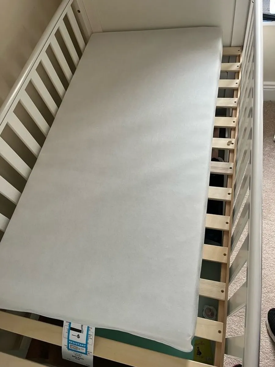 Brand new Baby cot matress, matress protector and sheets - Image 1