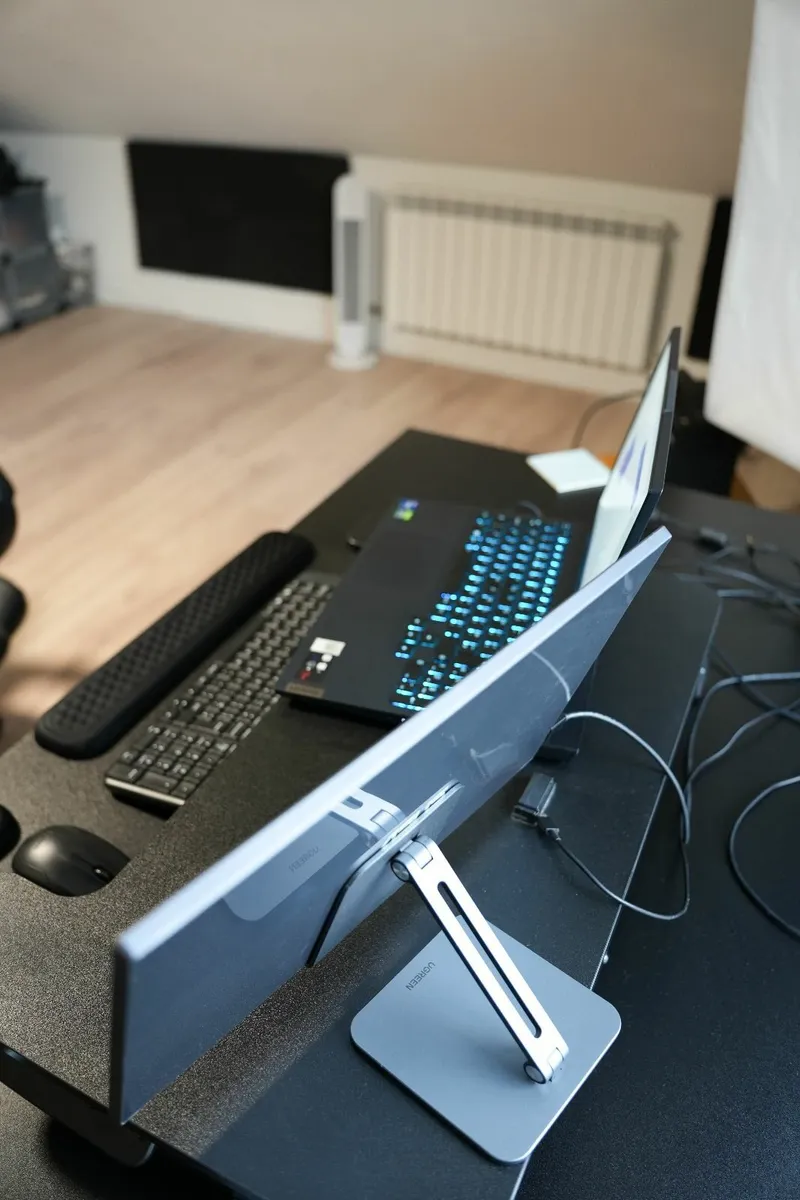 Gaming PC & Mobile Gaming Set-up - Image 3