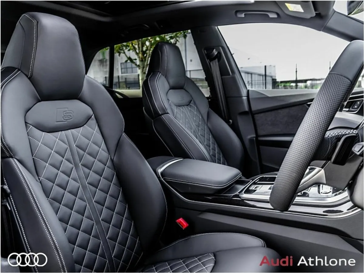 Audi Q8 3.0TFSIe 483BHP quattro Competition Tip-Tr - Image 4