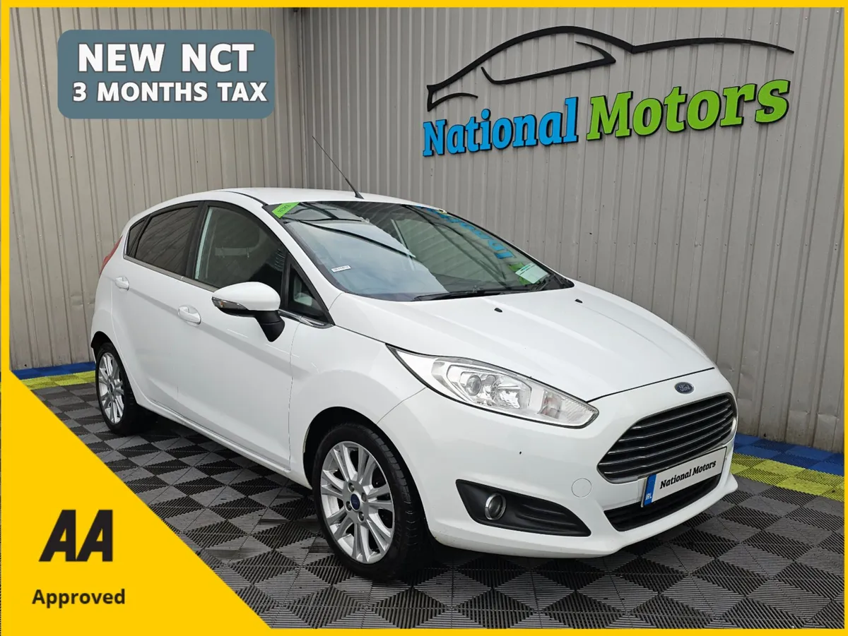 2013 Ford Fiesta 1.0 Petrol ZETEC - Image 1