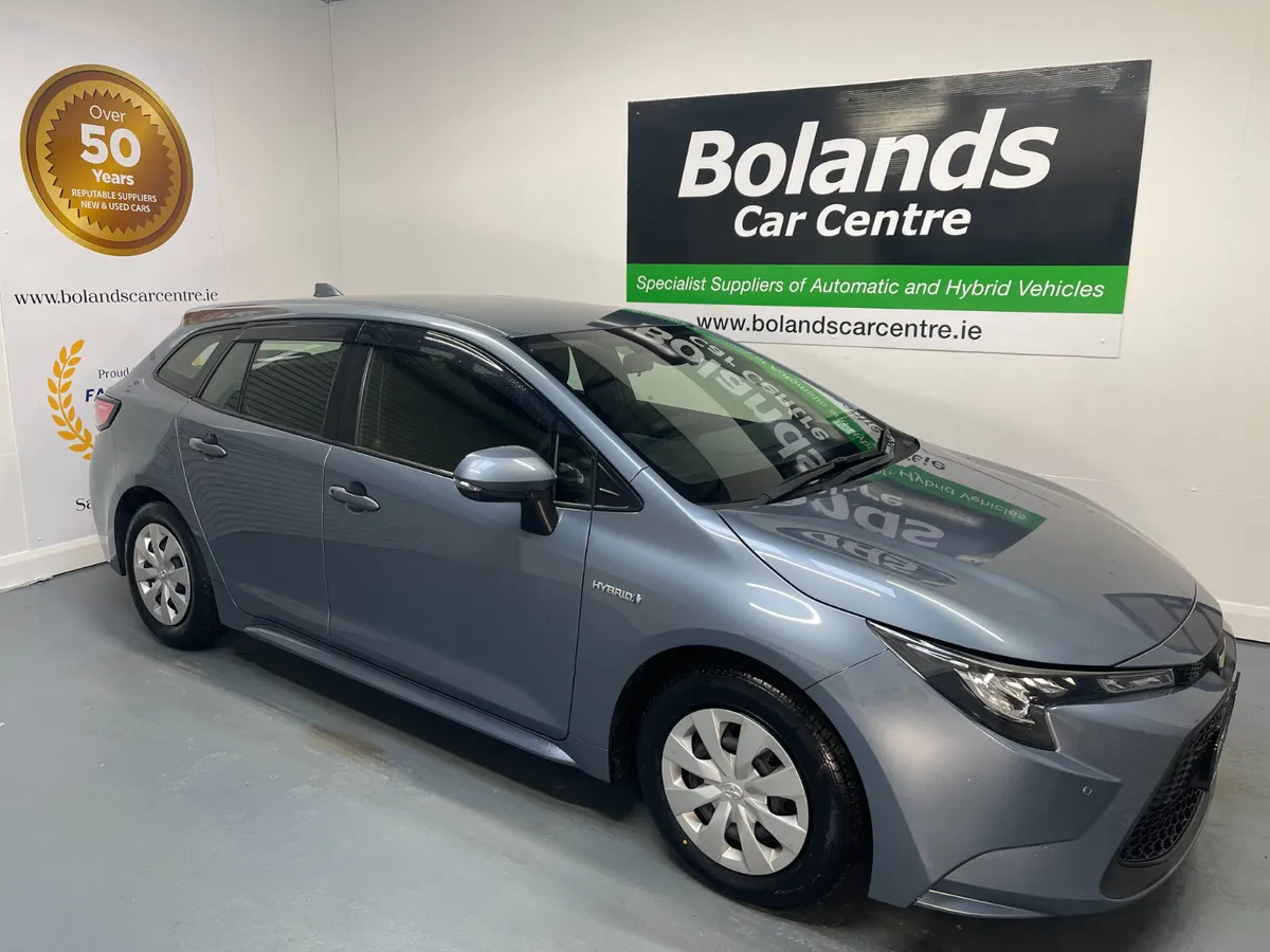 201 Toyota Corolla Hybrid 1.8 Automatic Touring - Image 2