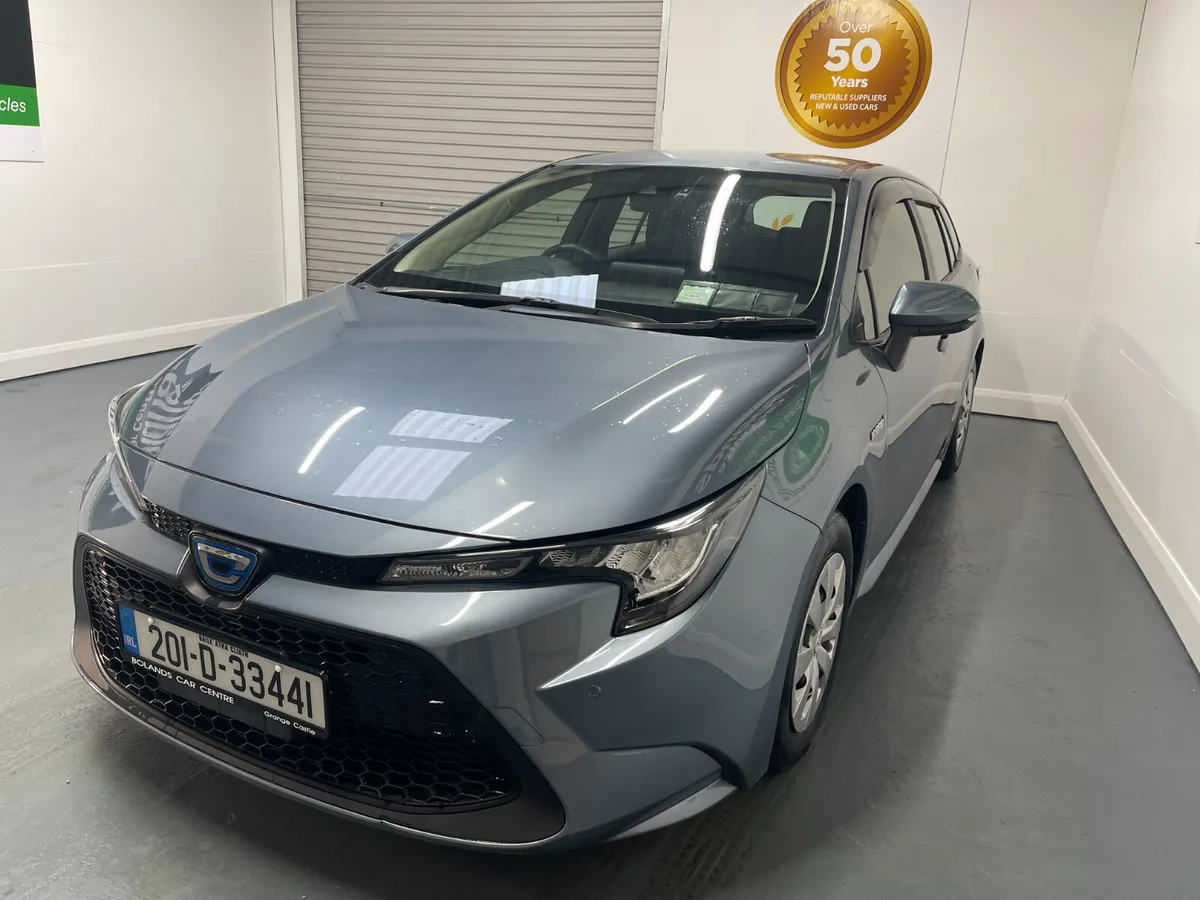 201 Toyota Corolla Hybrid 1.8 Automatic Touring - Image 4