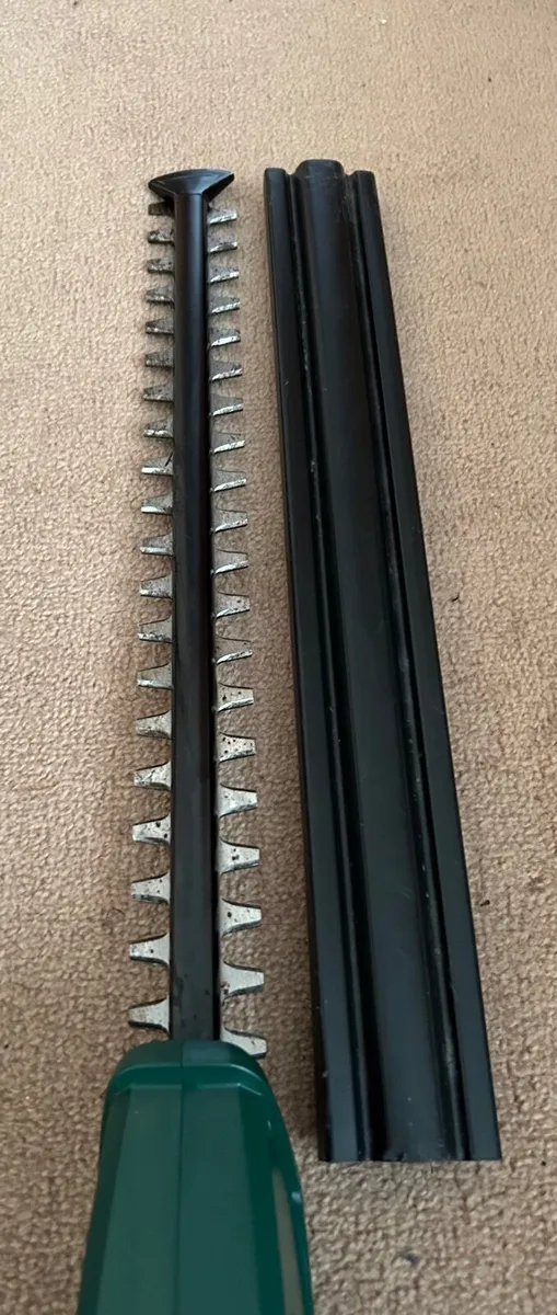 Bosch Bat Universal hedgepole 1.8 - Image 3