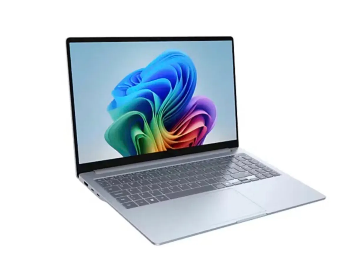 Brand new Samsung Galaxy Book4 16GB 256GB - Image 1