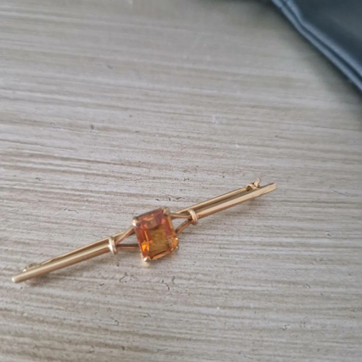 Gold Brooch - Image 3