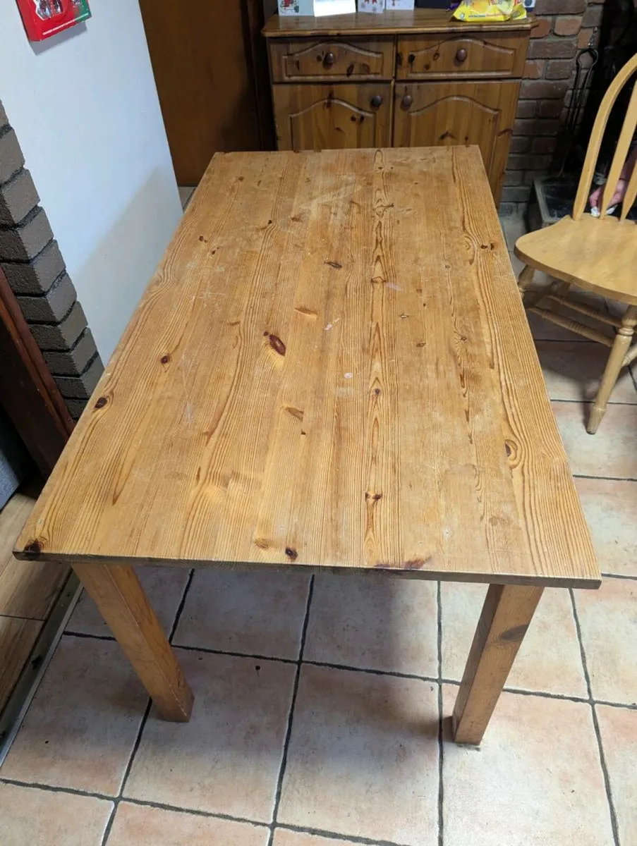 Kitchen table - Image 2